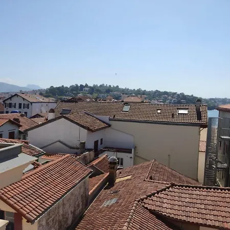 Apartment Duplex Pied De *